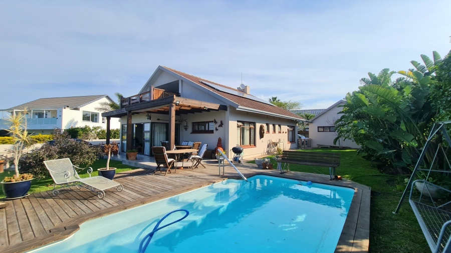 3 Bedroom Property for Sale in Upper Robberg Western Cape